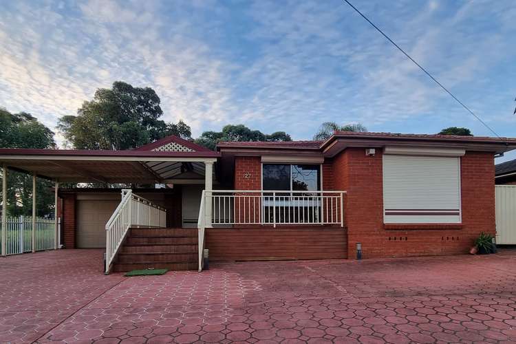 27 Firth Avenue, Green Valley NSW 2168
