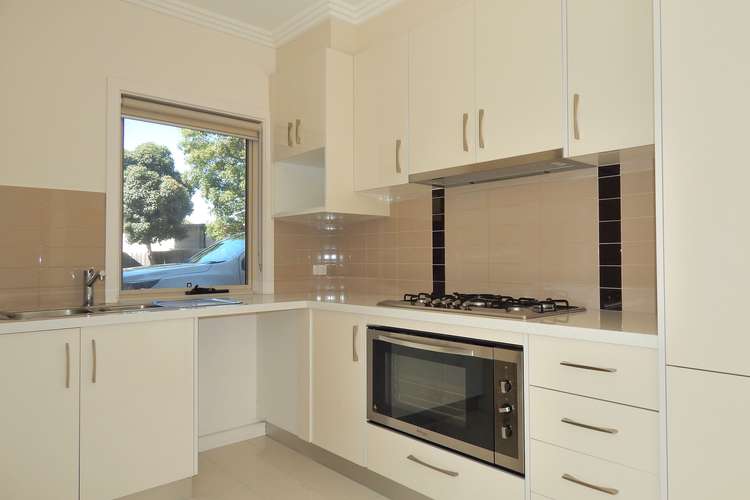 Fifth view of Homely townhouse listing, 2/14 Plunkett Street, Bellfield VIC 3081