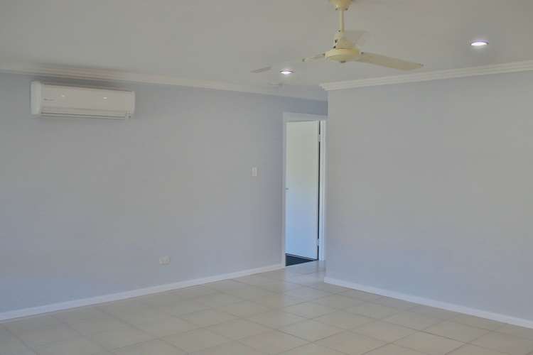 Fifth view of Homely house listing, 30 Lakeview Circuit - TENANT APPROVED, Mulambin QLD 4703