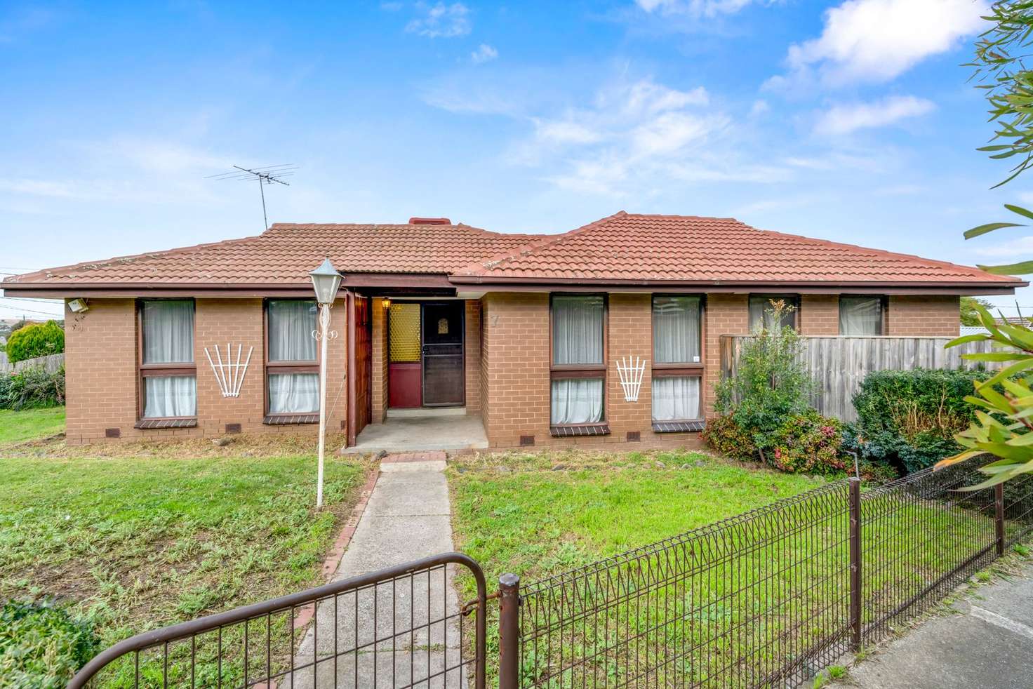 Main view of Homely house listing, 7 Dianne Avenue, Craigieburn VIC 3064