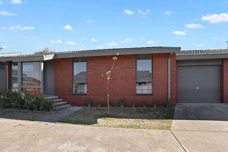 Main view of Homely townhouse listing, 5/25-27 Roslyn Road, Belmont VIC 3216