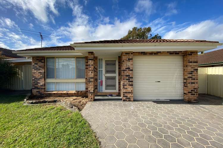 Main view of Homely house listing, 33 FALCON Circuit, Green Valley NSW 2168