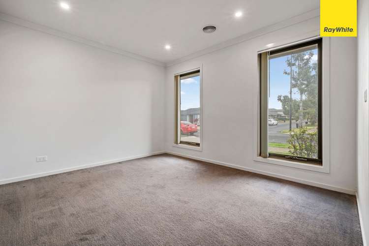 Fourth view of Homely house listing, 10 Augusta Way, Strathtulloh VIC 3338