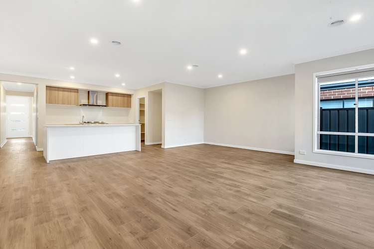 Fifth view of Homely house listing, 117 Juscelina Drive, Craigieburn VIC 3064