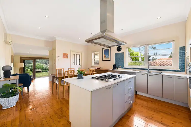 61 Eltham Street