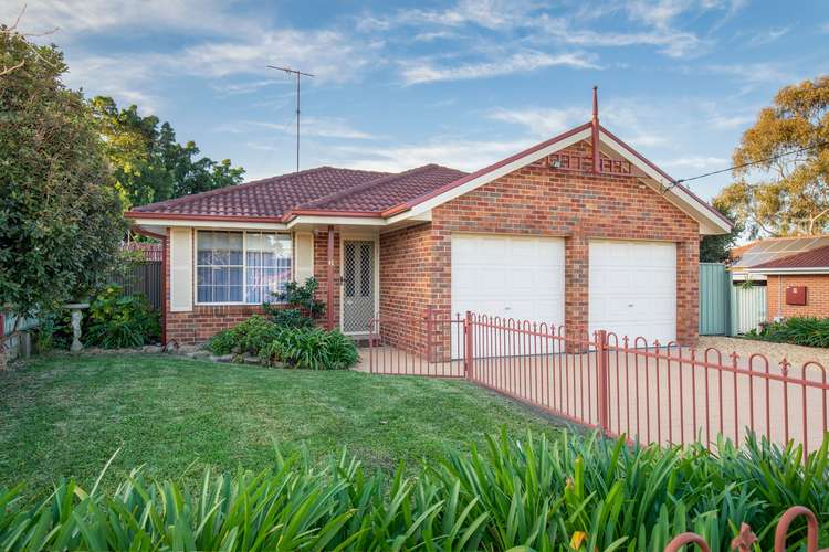 6 Crebert Street, Mayfield East NSW 2304