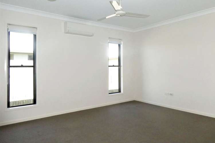 Second view of Homely house listing, 15 Whitehaven Way, Mount Low QLD 4818