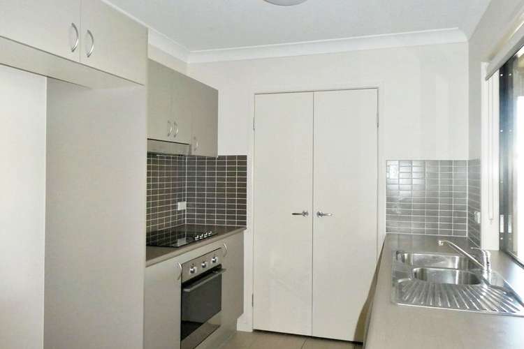 Third view of Homely house listing, 15 Whitehaven Way, Mount Low QLD 4818