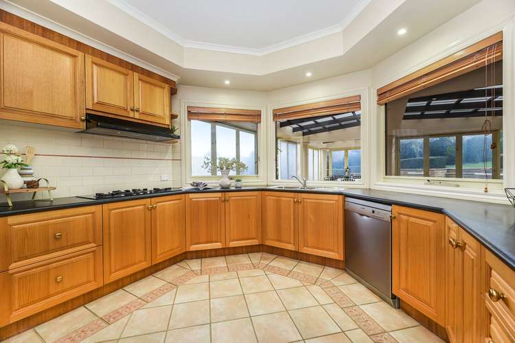 Sixth view of Homely house listing, 4 Biralee Court, Berwick VIC 3806