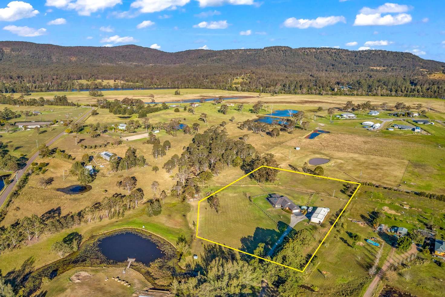 Main view of Homely acreageSemiRural listing, 141 Fotheringay Road, Clarence Town NSW 2321
