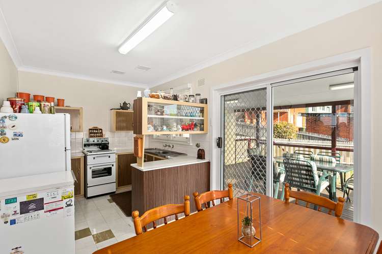 Fifth view of Homely house listing, 4 Beveles Avenue, Unanderra NSW 2526