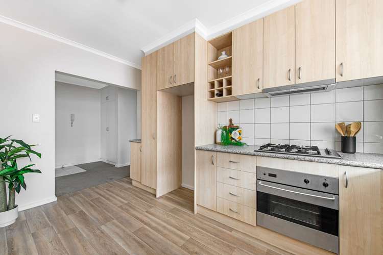Fifth view of Homely apartment listing, 8/5 Rosedale Avenue, Glen Huntly VIC 3163