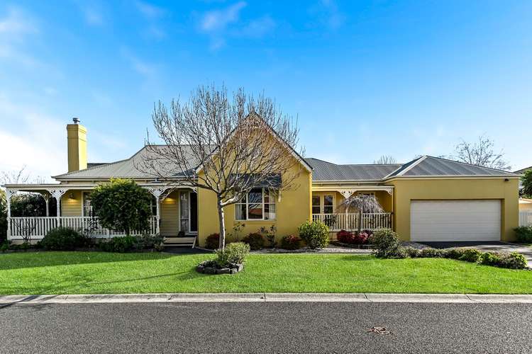 2 Tantallon Boulevard, Beaconsfield VIC 3807