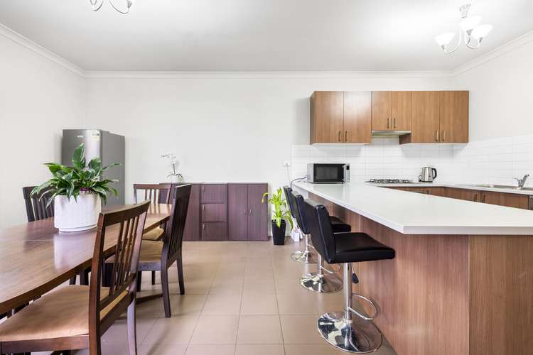 Fourth view of Homely villa listing, 2/2 Sylvester Street, Oak Park VIC 3046