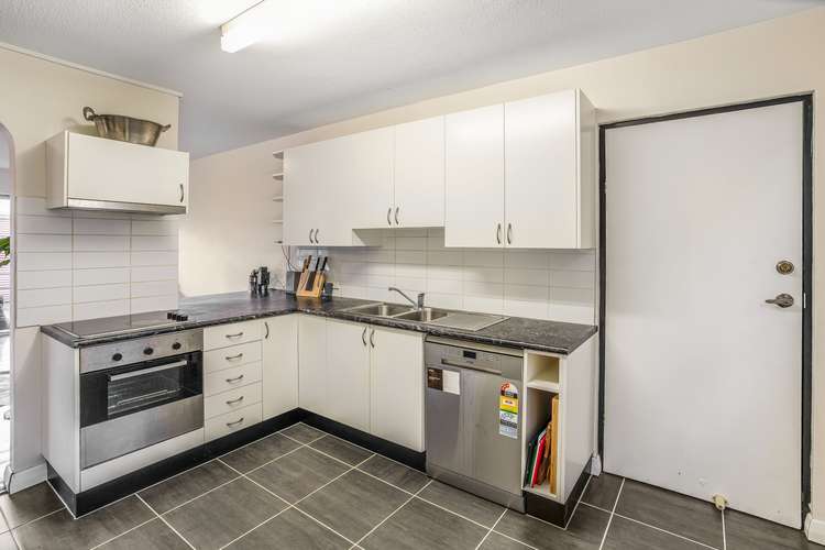 Sixth view of Homely unit listing, 2/24 Whytecliffe Street, Albion QLD 4010