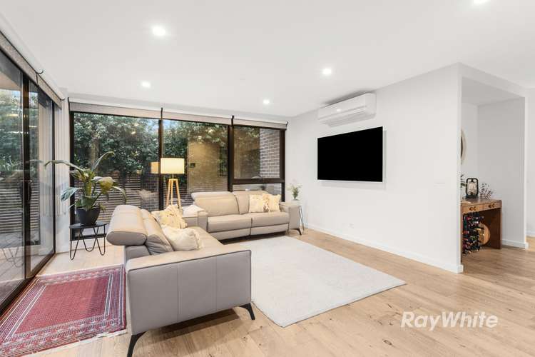 Second view of Homely apartment listing, 2/22 Bent Street, Bentleigh VIC 3204