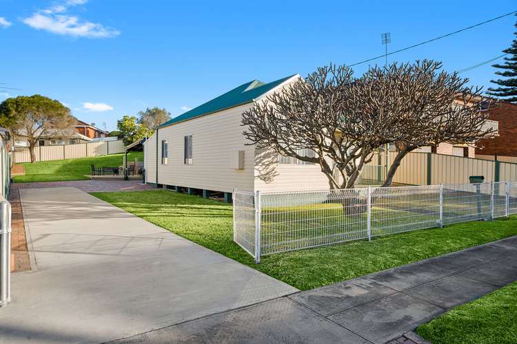 Second view of Homely house listing, 7 Illowra Crescent, Primbee NSW 2502