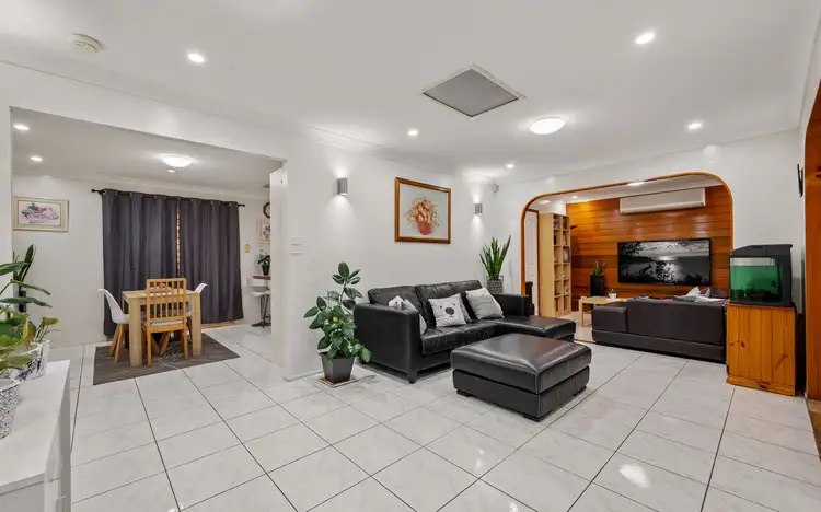 Fifth view of Homely house listing, 18 Cyclamen Place, Macquarie Fields NSW 2564