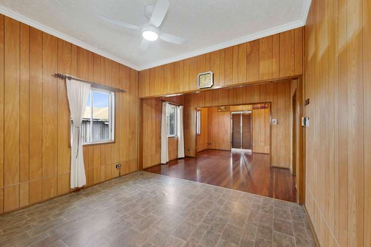 Fifth view of Homely house listing, 2 Wyllie Street, Thabeban QLD 4670