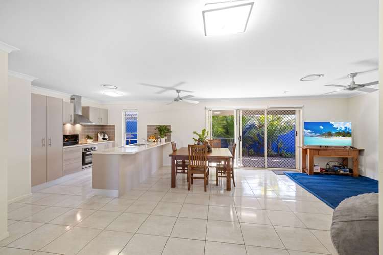 Main view of Homely house listing, 2/21 Kay Avenue, Bli Bli QLD 4560