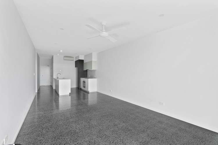 Fifth view of Homely unit listing, 204/27-31 Ekibin Road, Annerley QLD 4103