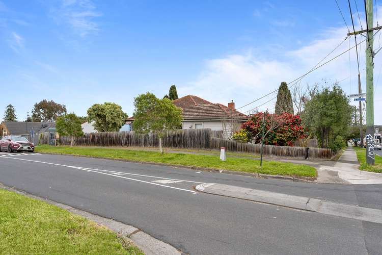 Sixth view of Homely house listing, 18 Waverley Road, Chadstone VIC 3148