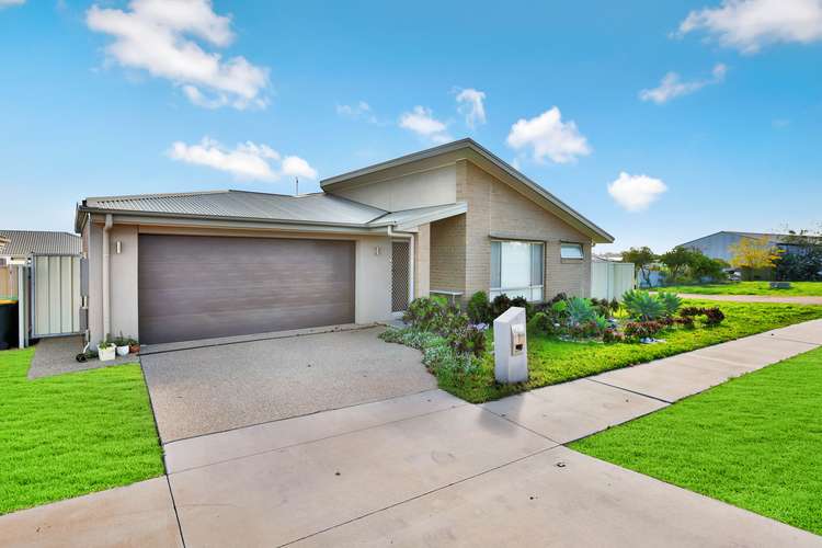 Second view of Homely house listing, 28 Ellswood Crescent, Mildura VIC 3500