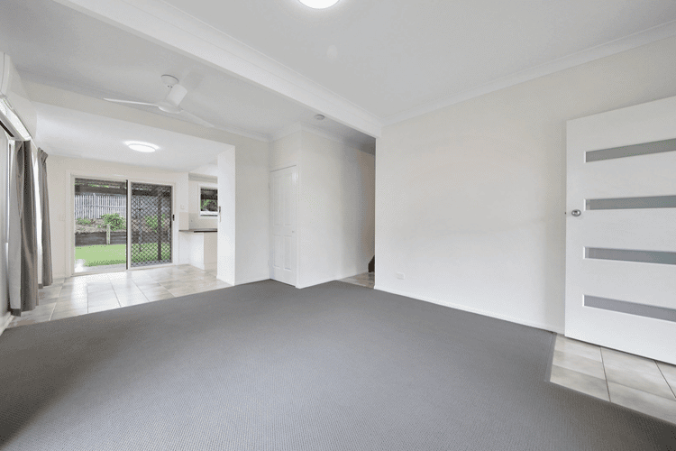 Second view of Homely house listing, 2/18 Rose Street, Lammermoor QLD 4703