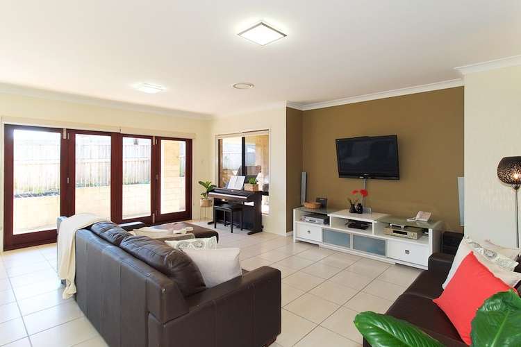 Second view of Homely house listing, 42 Coventry Place, Wishart QLD 4122