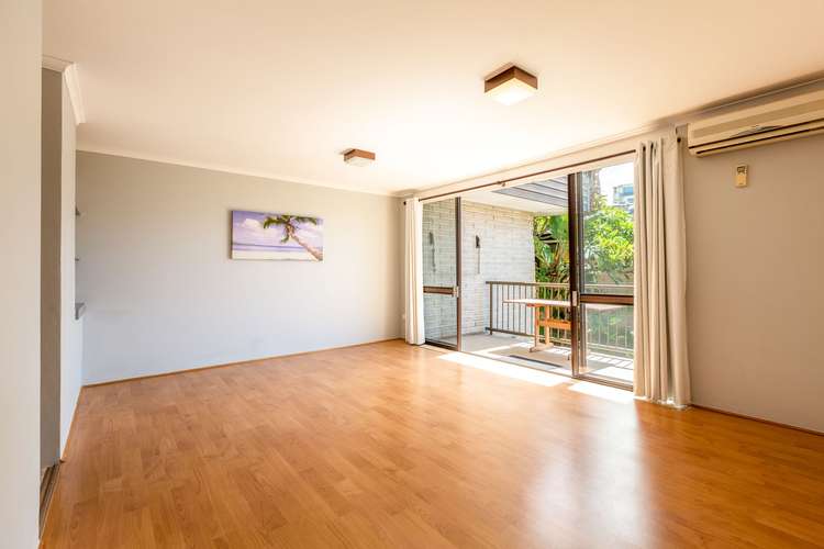 Main view of Homely apartment listing, 4/33 Darrambal Street, Chevron Island QLD 4217