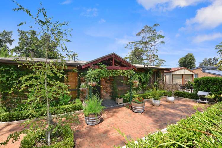 12 Stanley Avenue, Kurrajong Heights NSW 2758