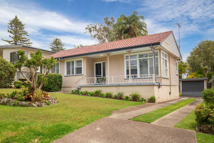 6 Taylor Crescent, Warners Bay NSW 2282