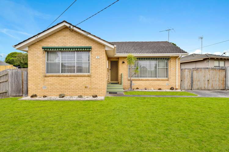 17 Nodding Avenue, Frankston North VIC 3200