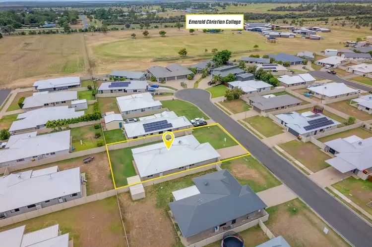 Second view of Homely house listing, 7 Singleton Court, Emerald QLD 4720