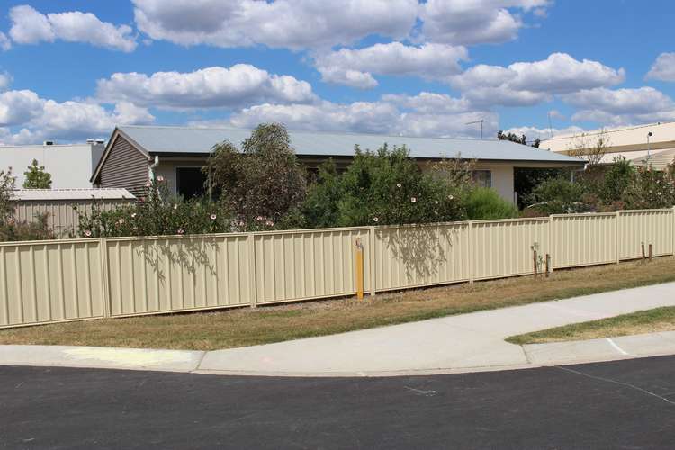 2 Short Street, Lowood QLD 4311