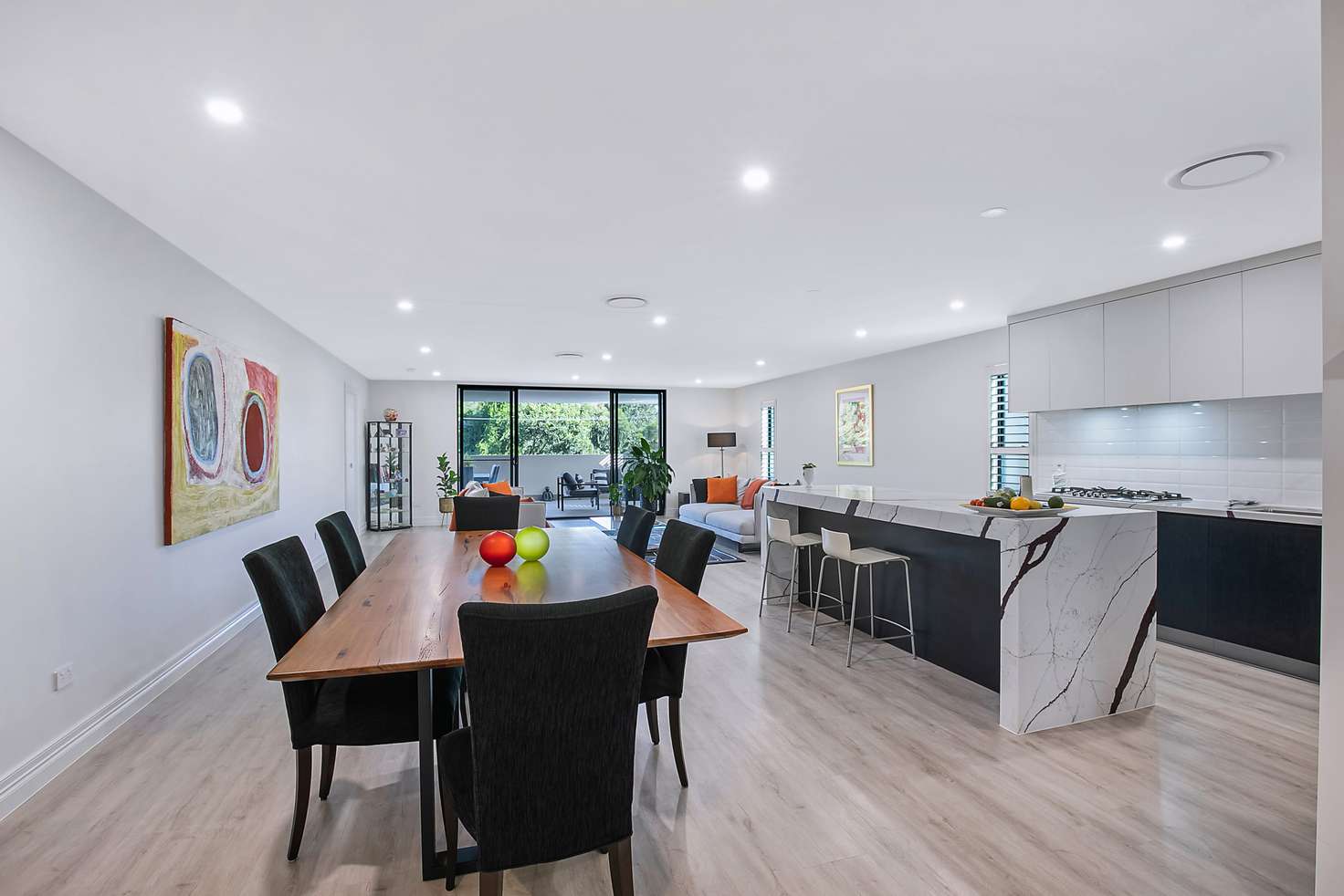 Main view of Homely apartment listing, 2/21 Roseglen Street, Greenslopes QLD 4120