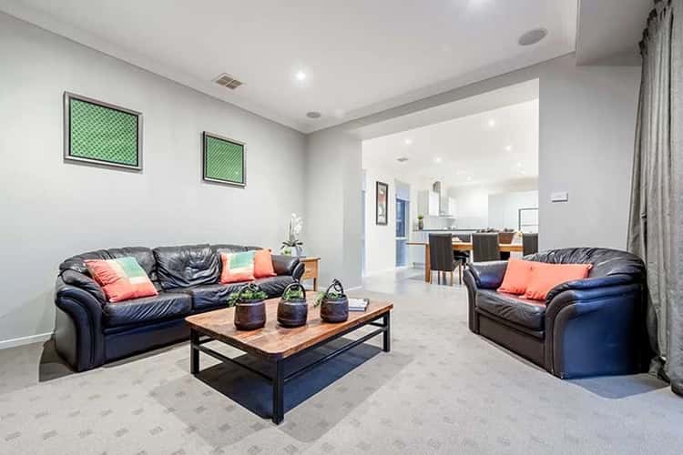 Fourth view of Homely house listing, 5 Emerdale Place, Craigieburn VIC 3064