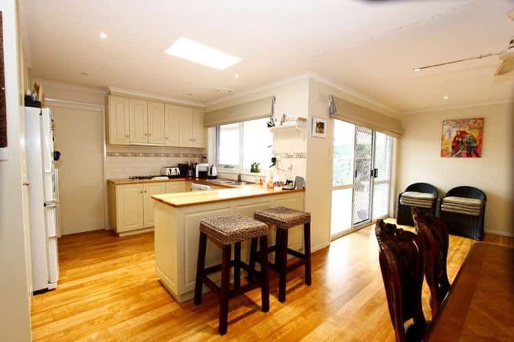 Fifth view of Homely house listing, 1 Titian Court, Grovedale VIC 3216