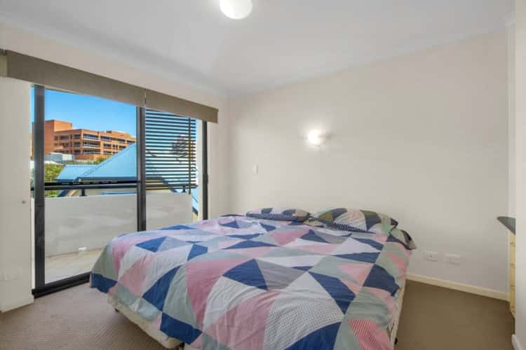 Seventh view of Homely apartment listing, 4/474 Upper Edward Street, Spring Hill QLD 4000