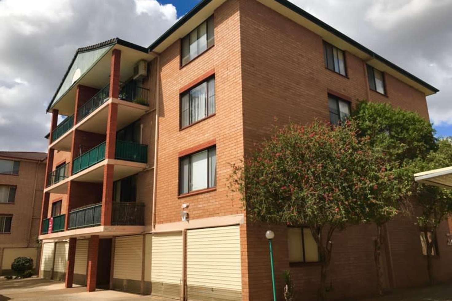 Main view of Homely unit listing, 33/4 Riverpark Drive, Liverpool NSW 2170