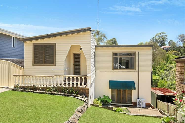 64 Robertson Street, Coniston NSW 2500