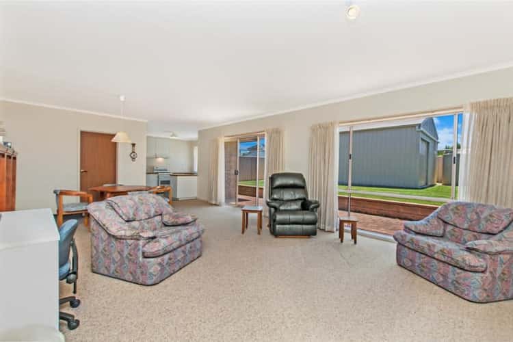 Second view of Homely house listing, 7 Norma Avenue, Hamilton VIC 3300
