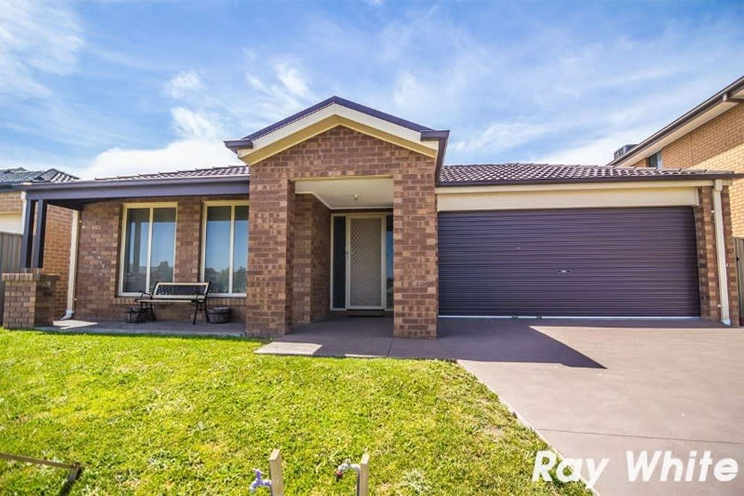 Main view of Homely house listing, 4 Bonnell Grove, Cranbourne East VIC 3977