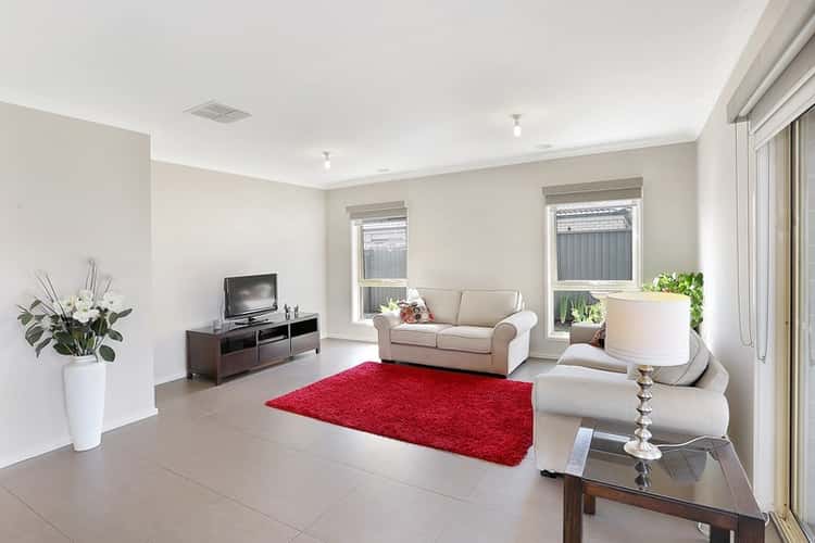 Seventh view of Homely house listing, 4 Grebe Court, Lara VIC 3212