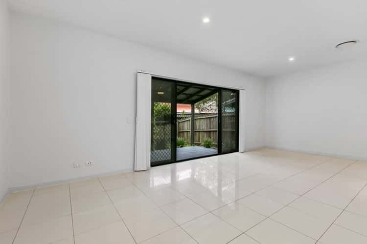 Third view of Homely townhouse listing, 1/254 Riding Road, Balmoral QLD 4171