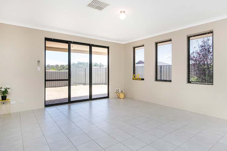 Seventh view of Homely house listing, 39 Karridale Loop, Baldivis WA 6171