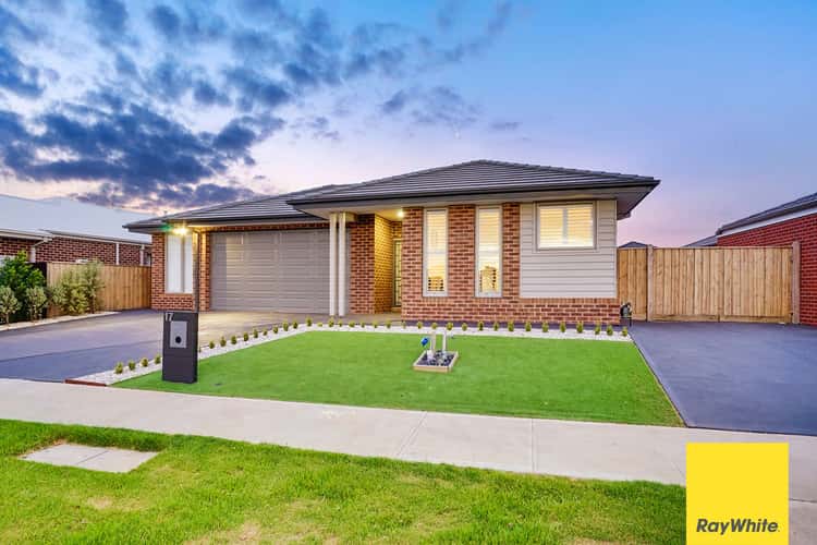 Third view of Homely house listing, 17 Treeve Parkway, Werribee VIC 3030