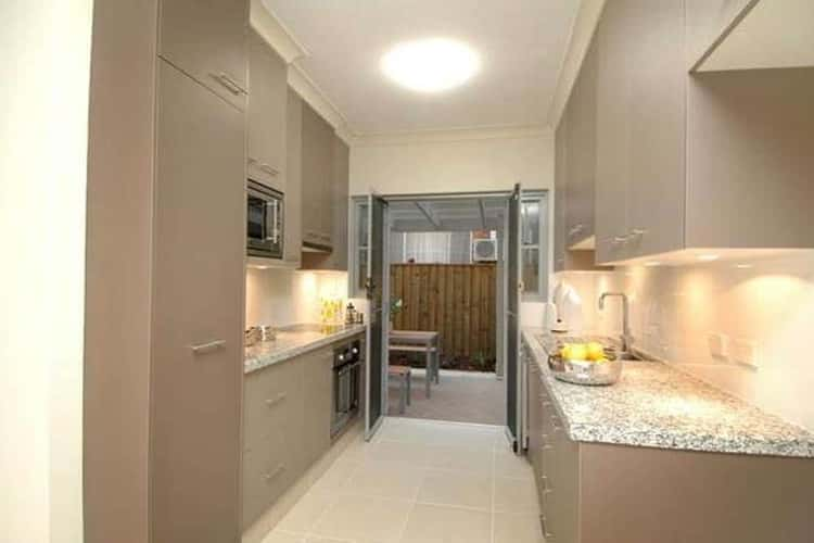 Fourth view of Homely townhouse listing, 2/176 Surf Parade, Broadbeach QLD 4218