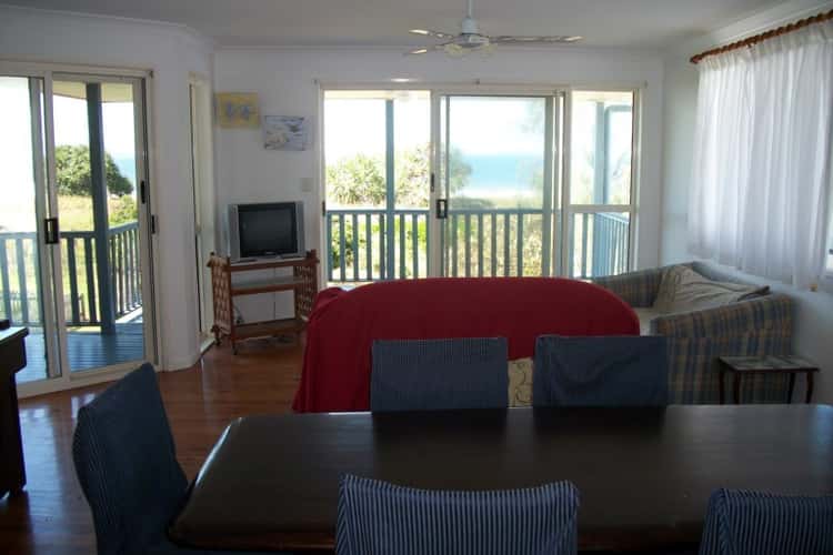 Second view of Homely unit listing, 2/39 Kiama Avenue (Upstairs), Bangalee QLD 4703