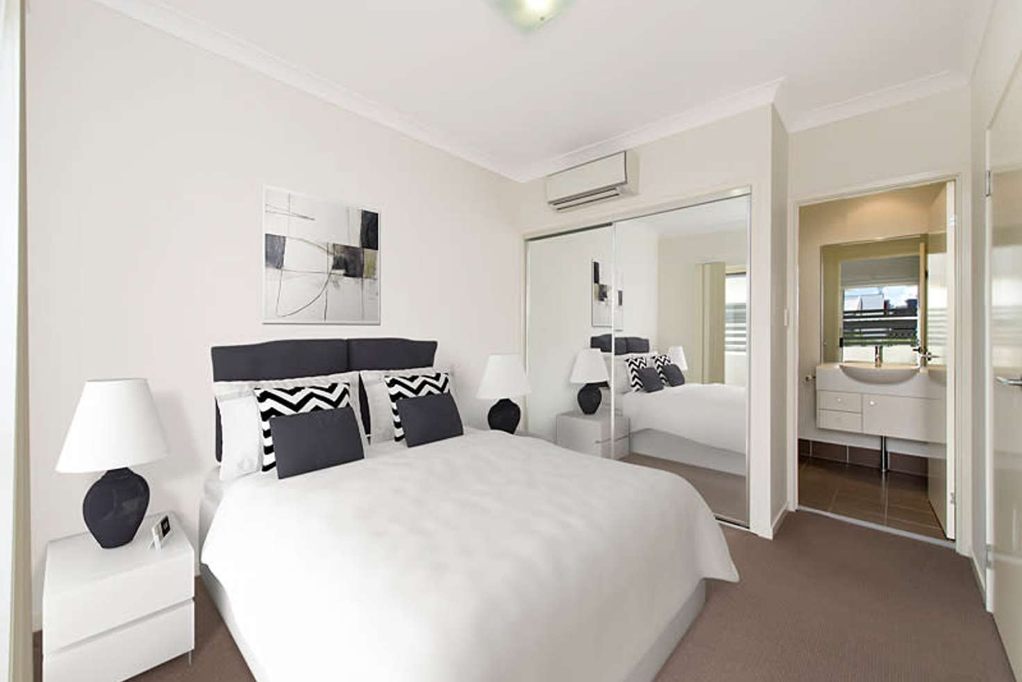 Main view of Homely apartment listing, 10/20-22 Love Street, Bulimba QLD 4171